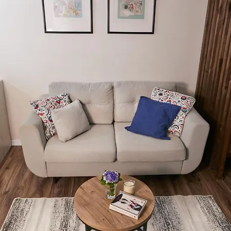 Cozy Naugarduko Palace