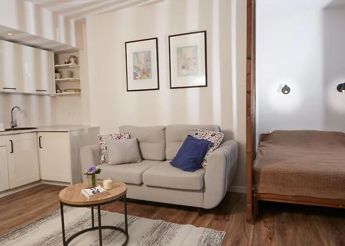 Cozy Naugarduko Palace Wilno